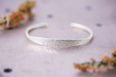 | Hammered Textured Bangle |